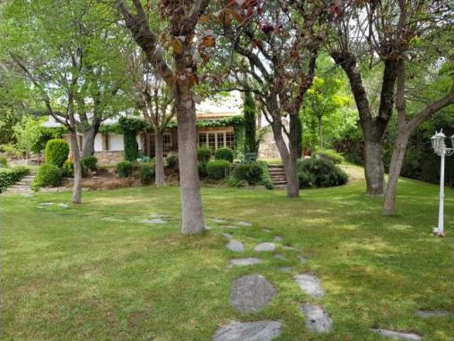 Chalet en venta en Cerro Alarcón, Valdemorillo