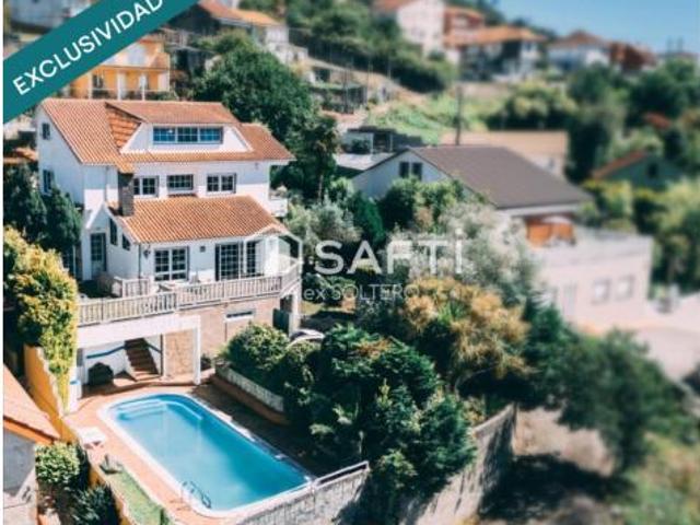 Chalet en venta en Teis, Vigo
