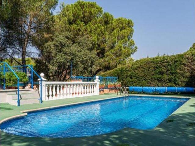 Chalet en venta en Villa Del Prado, Madrid