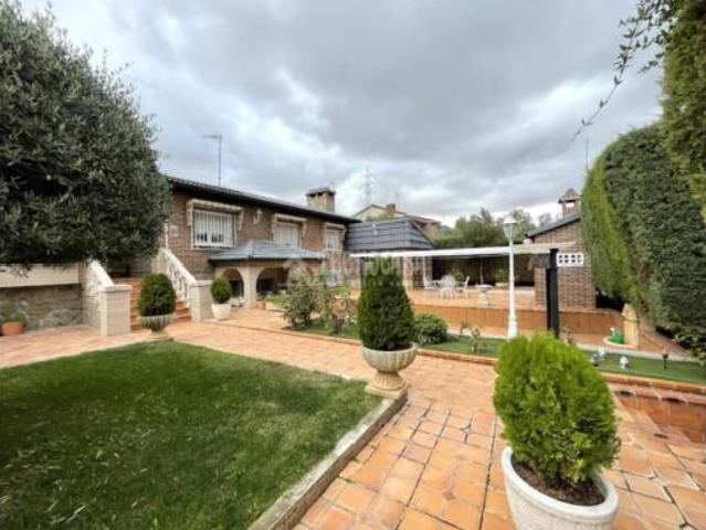 Chalet en venta en Zulema-Peñas Albas, Villalbilla
