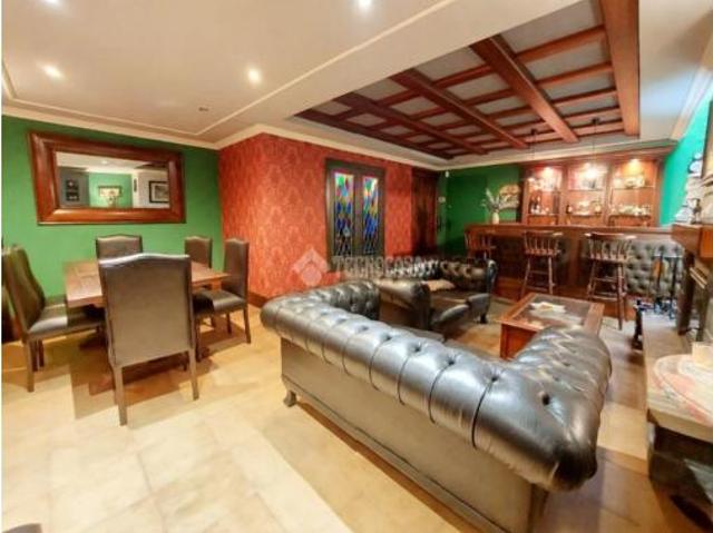 Chalet en venta en Miralbueno, Zaragoza