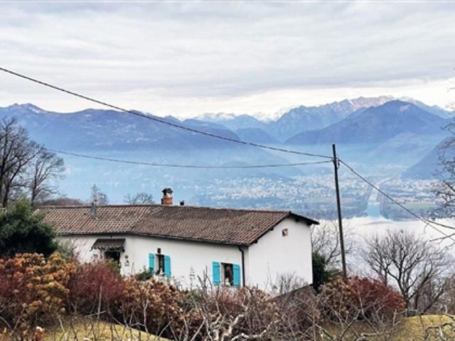 Einfamilienhaus kaufen in Gerra, Gambarogno, Tessin