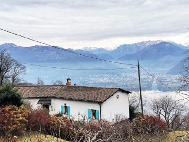 Einfamilienhaus kaufen in Gerra, Gambarogno, Tessin