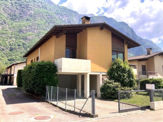 Einfamilienhaus kaufen in Biasca, Tessin
