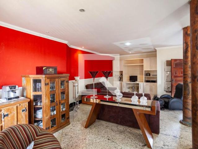 Casa aluguel em Região Geográfica Imediata de Belo Horizonte, Região Metropolitana de Belo Horizonte