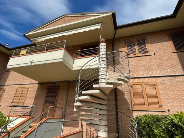 Villa Indipendente in affitto a Follonica, Toscana