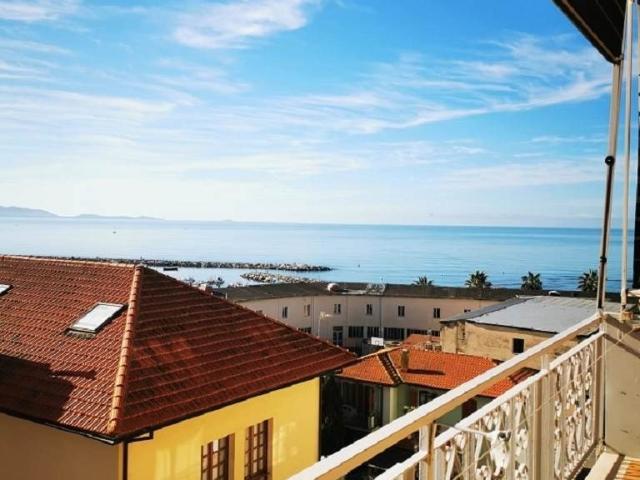 Villa Indipendente in affitto a Follonica, Toscana