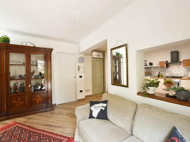 Villa Indipendente in affitto a Paratico, Lombardia