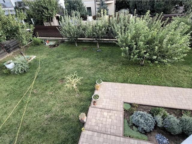 Casă vânzări