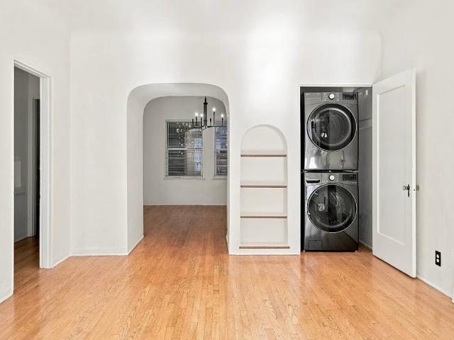 Apartment for rent in Long Beach, California