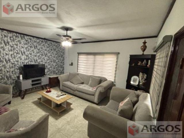 Casa en venta en El Cercado, Santiago