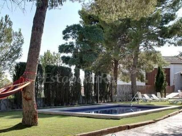Casa en alquiler en Estremera, Madrid