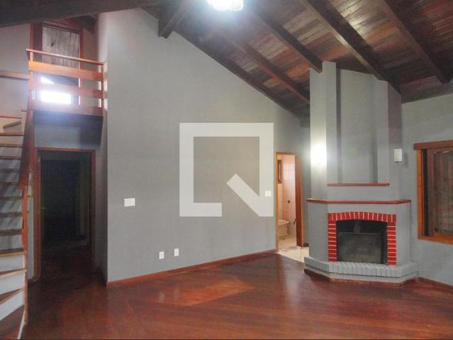 Casa aluguel em Região Geográfica Imediata de Porto Alegre, Região Metropolitana de Porto Alegre