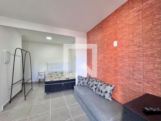Casa aluguel em Região Geográfica Imediata do Rio de Janeiro, Região Metropolitana do Rio de Janeiro