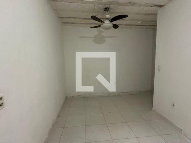 Casa aluguel em Região Geográfica Imediata do Rio de Janeiro, Região Metropolitana do Rio de Janeiro
