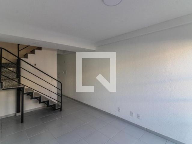 Casa aluguel em Região Geográfica Imediata do Rio de Janeiro, Região Metropolitana do Rio de Janeiro