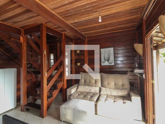 Casa aluguel em Região Geográfica Imediata do Rio de Janeiro, Região Metropolitana do Rio de Janeiro