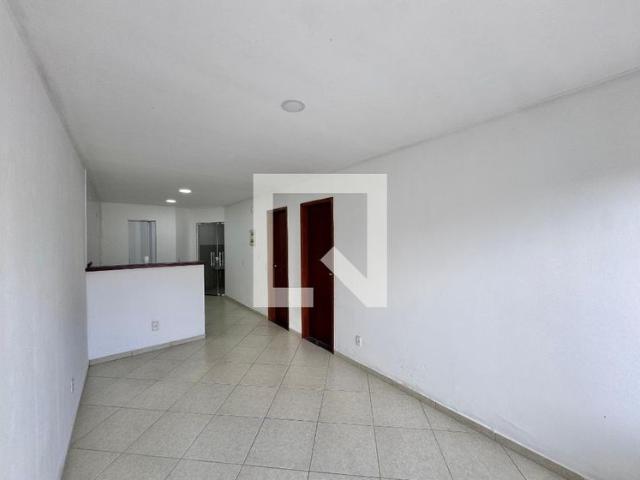 Casa aluguel em Região Geográfica Imediata do Rio de Janeiro, Região Metropolitana do Rio de Janeiro