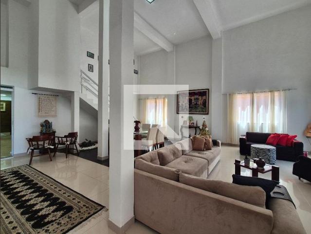 Casa aluguel em Região Geográfica Imediata do Rio de Janeiro, Região Metropolitana do Rio de Janeiro