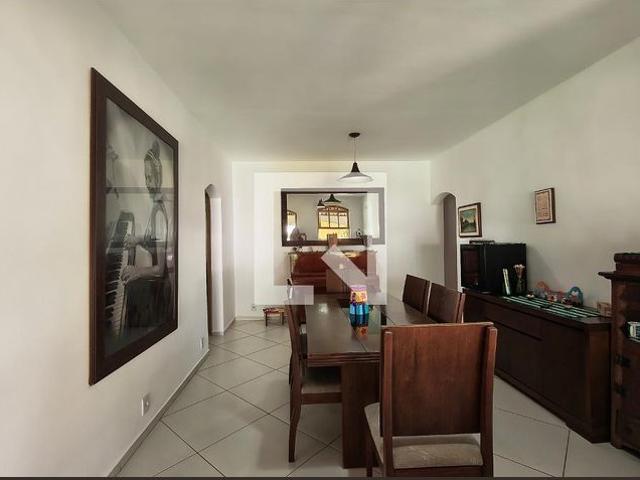 Casa aluguel em Região Geográfica Imediata do Rio de Janeiro, Região Metropolitana do Rio de Janeiro