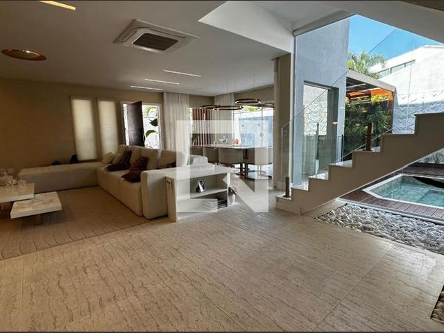 Casa aluguel em Região Geográfica Imediata do Rio de Janeiro, Região Metropolitana do Rio de Janeiro