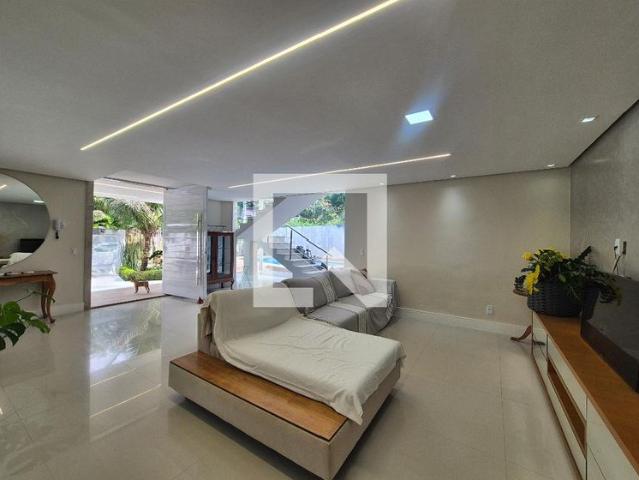 Casa aluguel em Região Geográfica Imediata do Rio de Janeiro, Região Metropolitana do Rio de Janeiro