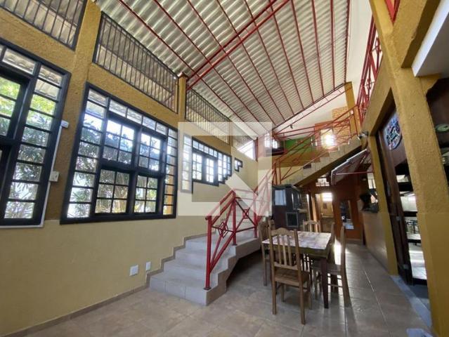 Casa aluguel em Região Geográfica Imediata do Rio de Janeiro, Região Metropolitana do Rio de Janeiro