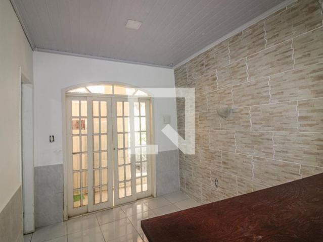 Casa aluguel em Região Geográfica Imediata do Rio de Janeiro, Região Metropolitana do Rio de Janeiro