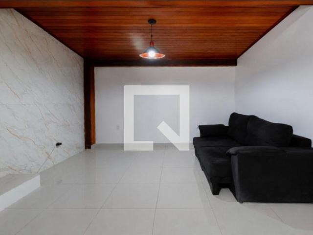 Casa aluguel em Região Geográfica Imediata do Rio de Janeiro, Região Metropolitana do Rio de Janeiro
