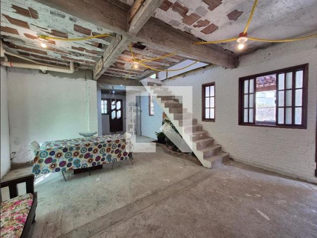 Casa aluguel em Região Geográfica Imediata do Rio de Janeiro, Região Metropolitana do Rio de Janeiro
