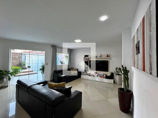 Casa venda em Região Geográfica Imediata do Rio de Janeiro, Região Metropolitana do Rio de Janeiro