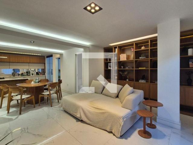 Casa aluguel em Região Geográfica Imediata do Rio de Janeiro, Região Metropolitana do Rio de Janeiro