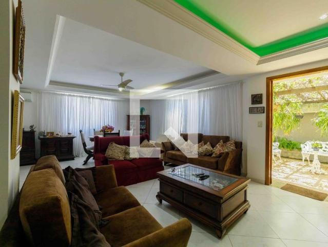 Casa aluguel em Região Geográfica Imediata do Rio de Janeiro, Região Metropolitana do Rio de Janeiro