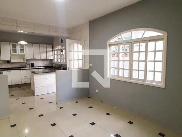 Casa aluguel em Região Imediata de São Paulo, Região Metropolitana de São Paulo