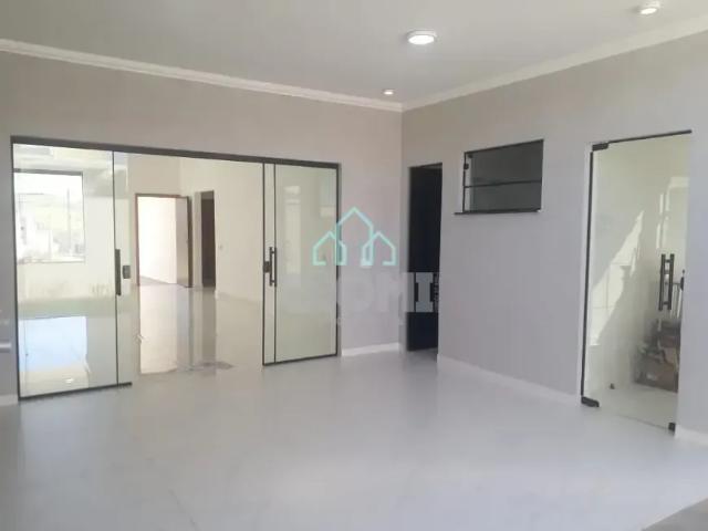 Casa venda em Região Imediata de Taubaté-Pindamonhangaba, Região Metropolitana do Vale do Paraíba e Litoral Norte