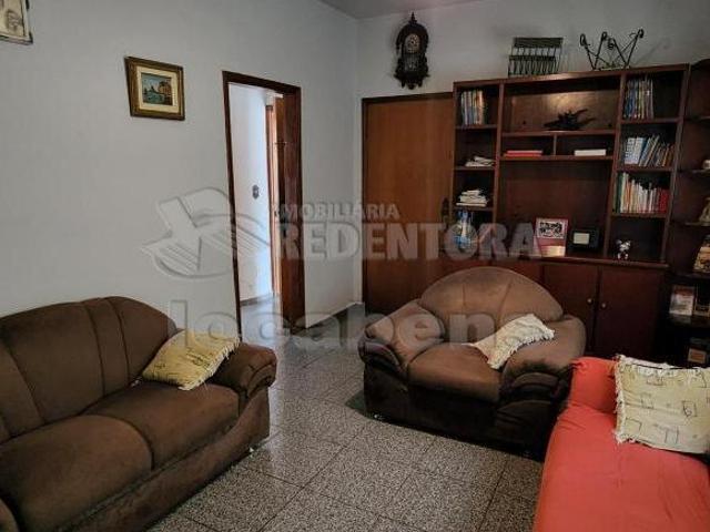 Casa venda em Região Imediata de São José do Rio Preto, Região Metropolitana de São José do Rio Preto