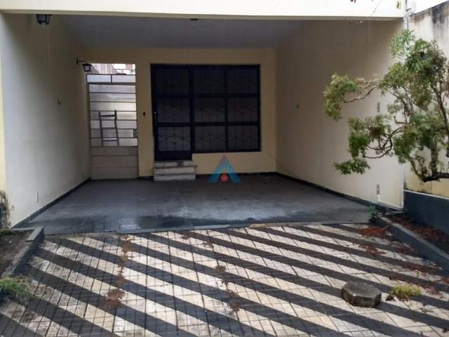 Casa venda em Região Imediata de Cruzeiro, Região Metropolitana do Vale do Paraíba e Litoral Norte