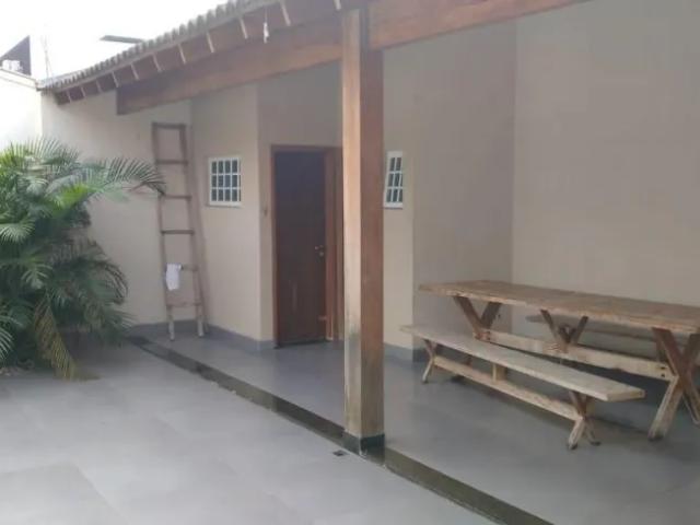 Casa aluguel em Região Geográfica Imediata de Londrina, Londrina