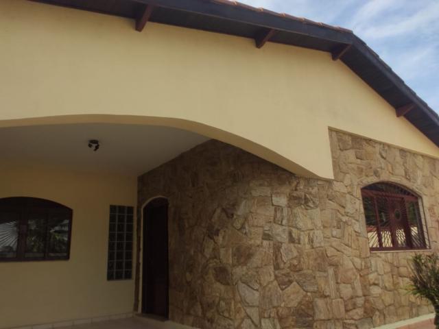 Casa venda em Região Imediata de Guaratinguetá, Região Metropolitana do Vale do Paraíba e Litoral Norte