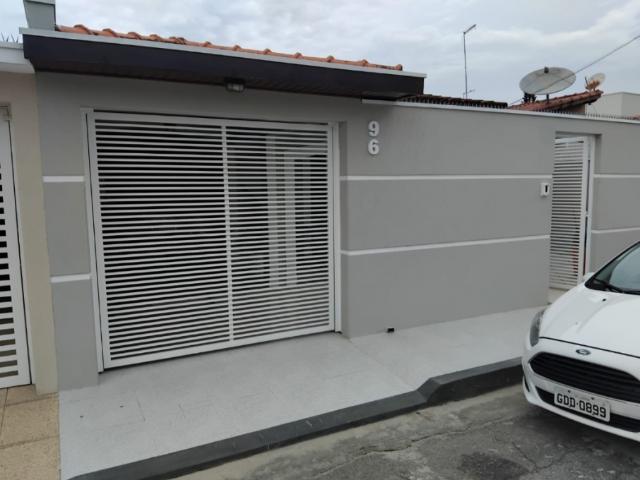 Casa venda em Região Imediata de Guaratinguetá, Região Metropolitana do Vale do Paraíba e Litoral Norte