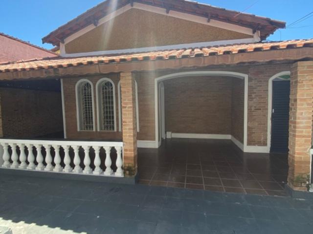 Casa venda em Região Imediata de Guaratinguetá, Região Metropolitana do Vale do Paraíba e Litoral Norte