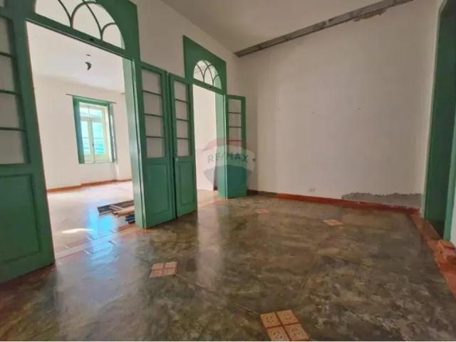 Casa venda em Região Geográfica Imediata de Salvador, Região Metropolitana de Salvador