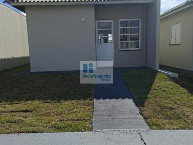 Casa venda em Região Imediata de Taubaté-Pindamonhangaba, Região Metropolitana do Vale do Paraíba e Litoral Norte