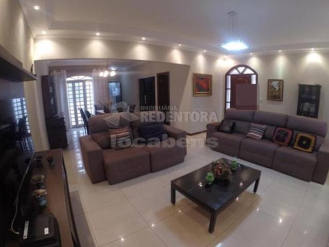 Casa venda em Região Imediata de São José do Rio Preto, Região Metropolitana de São José do Rio Preto