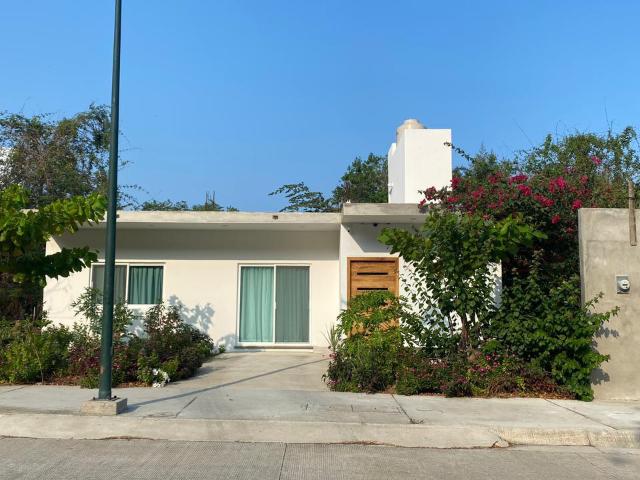 Casa en venta en Santa María Huatulco, Oaxaca