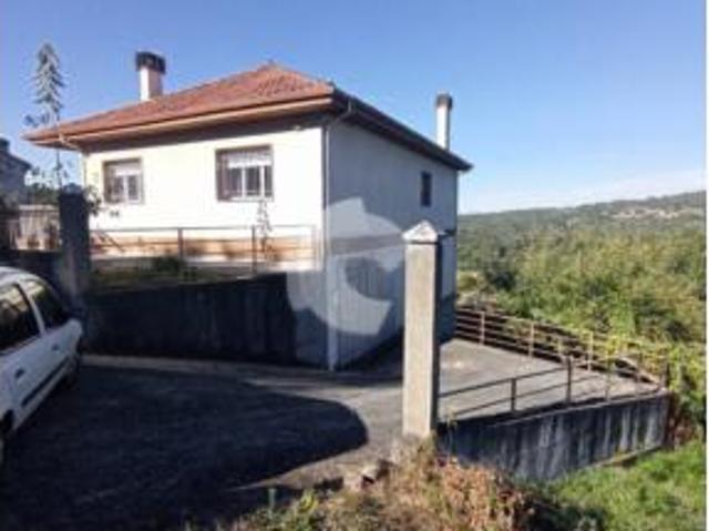Casa en venta en A Merca, Ourense