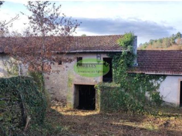 Casa en venta en A Bola, Ourense