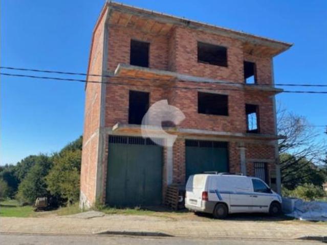 Casa en venta en A Merca, Ourense