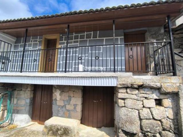 Casa en venta en Ourense, Galicia