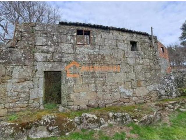 Casa en venta en Ourense, Galicia